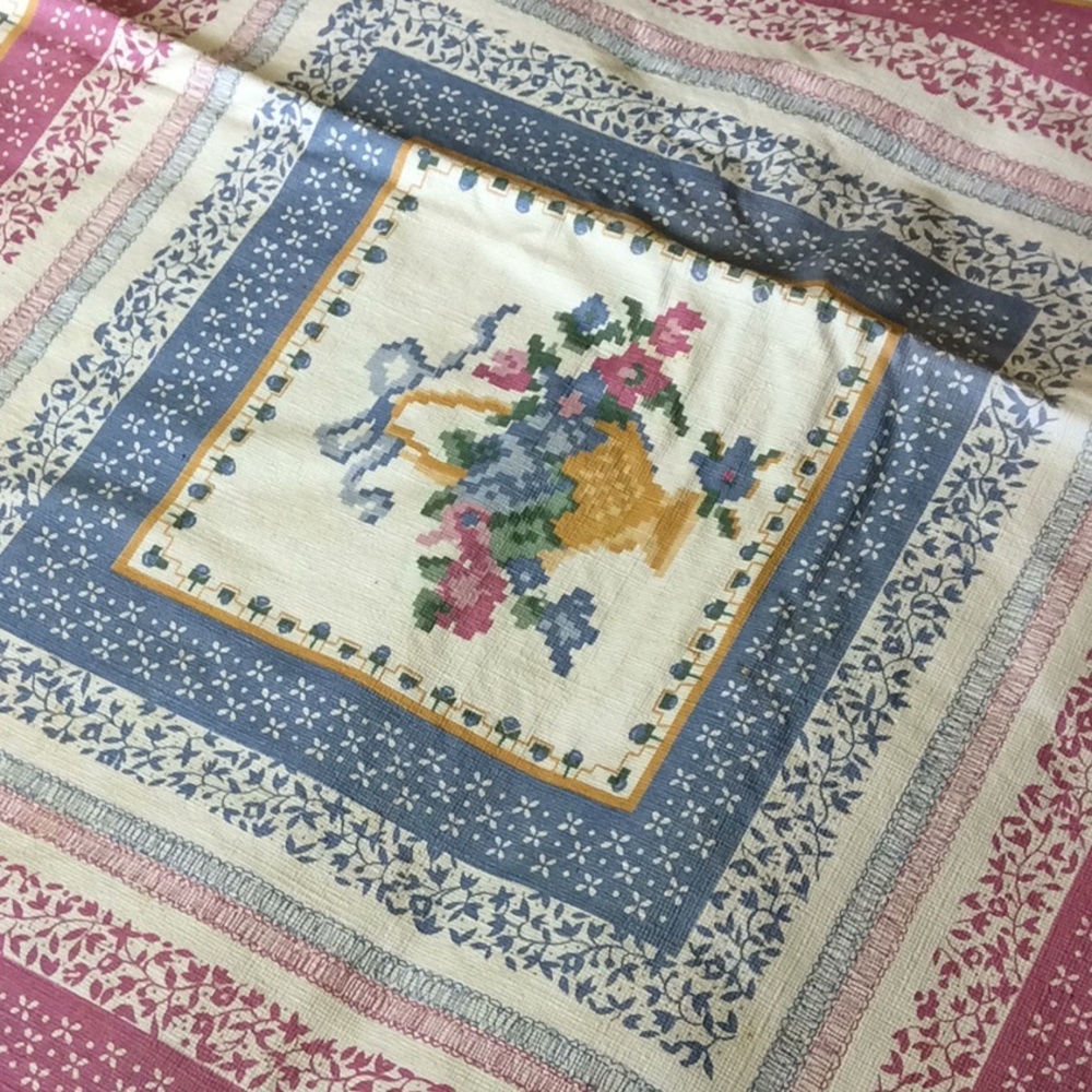 FINAL SALE PRICE Large Rectangle Vinyl Quilt Look Tablecloth - Picture 4 of 4